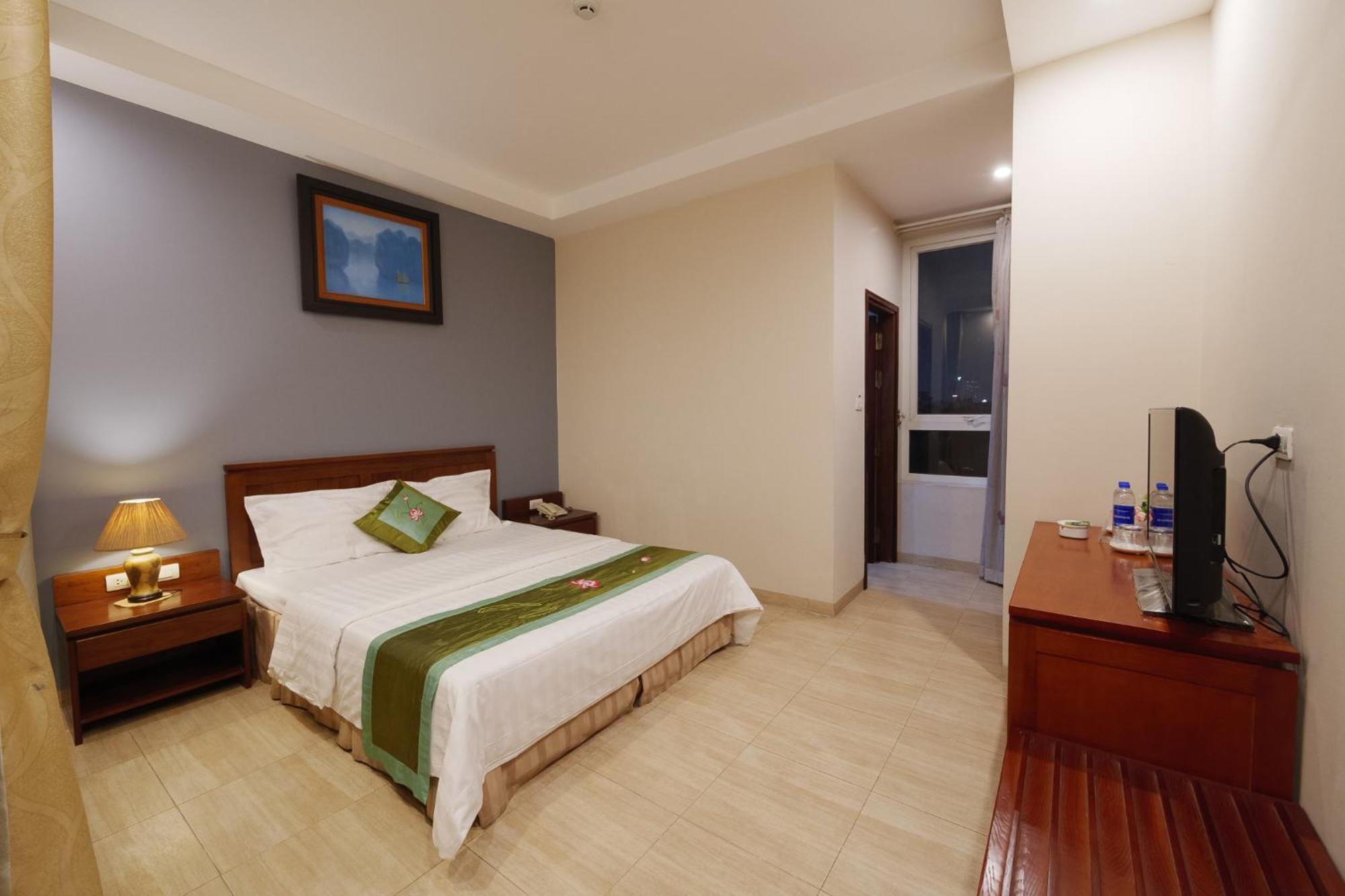 Ngan Ha Hotel Long Bien Hanoj Exteriér fotografie